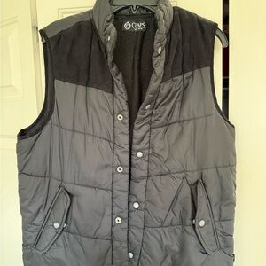 Chaps Men's Charcoal Quilted Vest